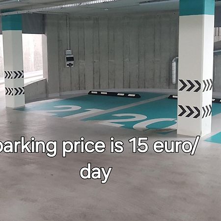 Happy Inn Studio Historic Center, Self Check-In, Ac, Parking In The Undergrnd Garage, VNO Exterior photo