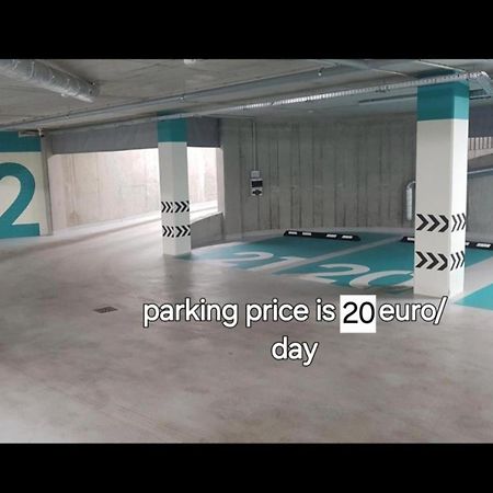 Happy Inn Studio Historic Center, Self Check-In, Ac, Parking In The Undergrnd Garage, VNO Exterior photo