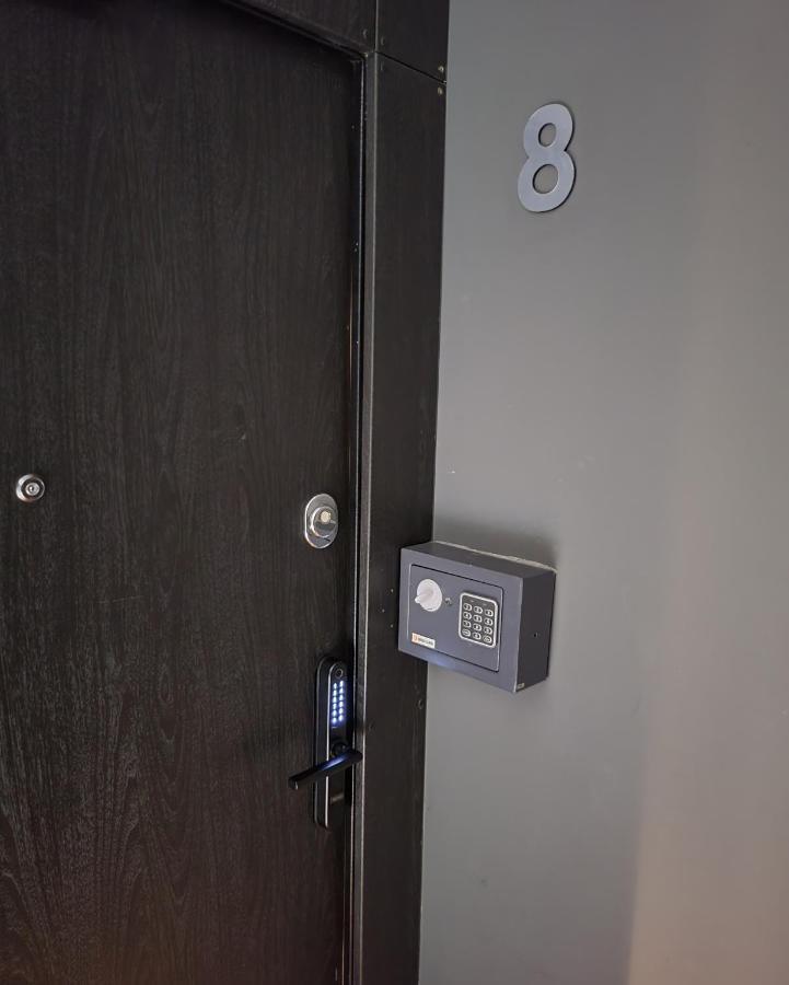Happy Inn Studio Historic Center, Self Check-In, Ac, Parking In The Undergrnd Garage, VNO Exterior photo