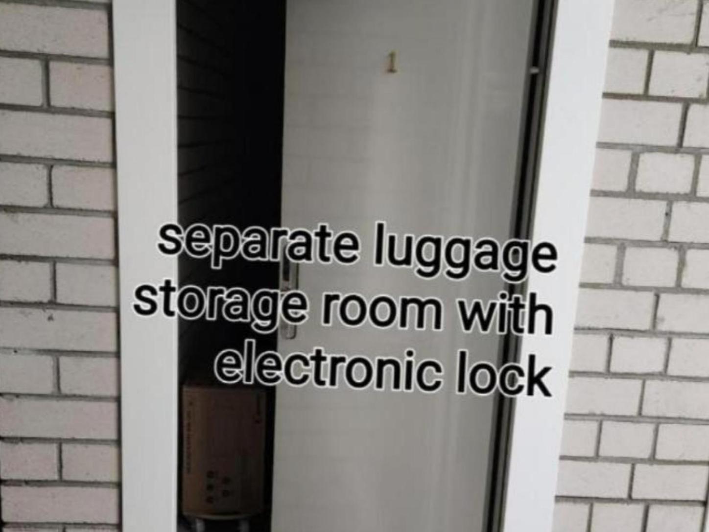 Happy Inn Studio Historic Center, Self Check-In, Ac, Parking In The Undergrnd Garage, VNO Exterior photo